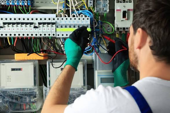 Commercial electrical services for businesses